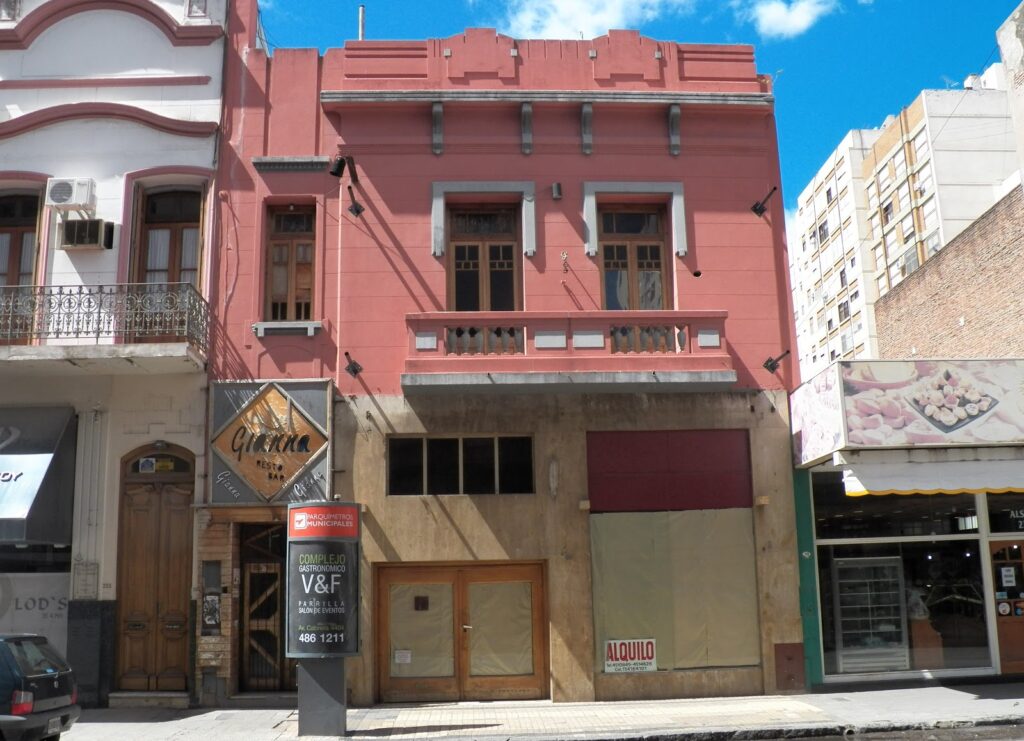 Dónde encontrar la librería Don Quijote en Bahía Blanca