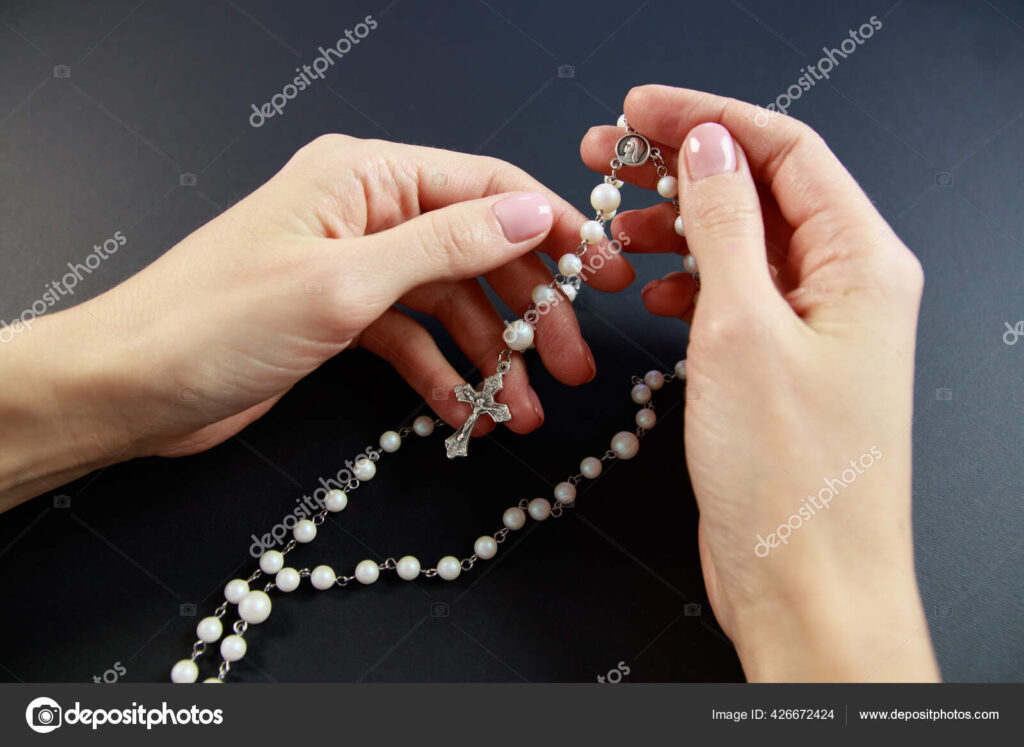 Qué es el Rosario por las Almas del Purgatorio y cómo se reza 4 Qué es el Rosario por las Almas del Purgatorio y cómo se reza