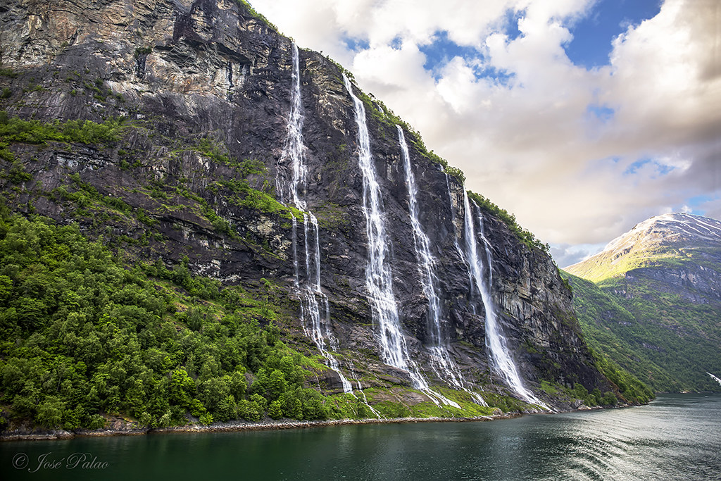 Qué historia cuentan los libros de Lucinda Riley sobre Las Siete Hermanas